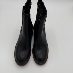 STEVE MADDEN | Black Ankle Booties